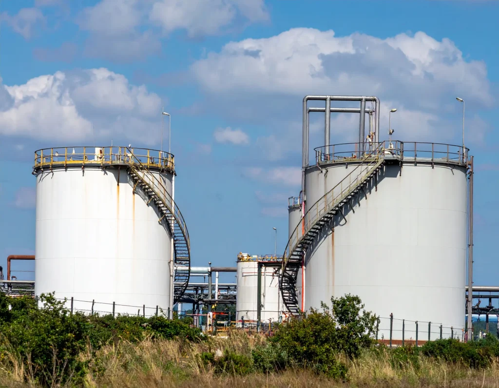 Tanks, Pipe and Platforms